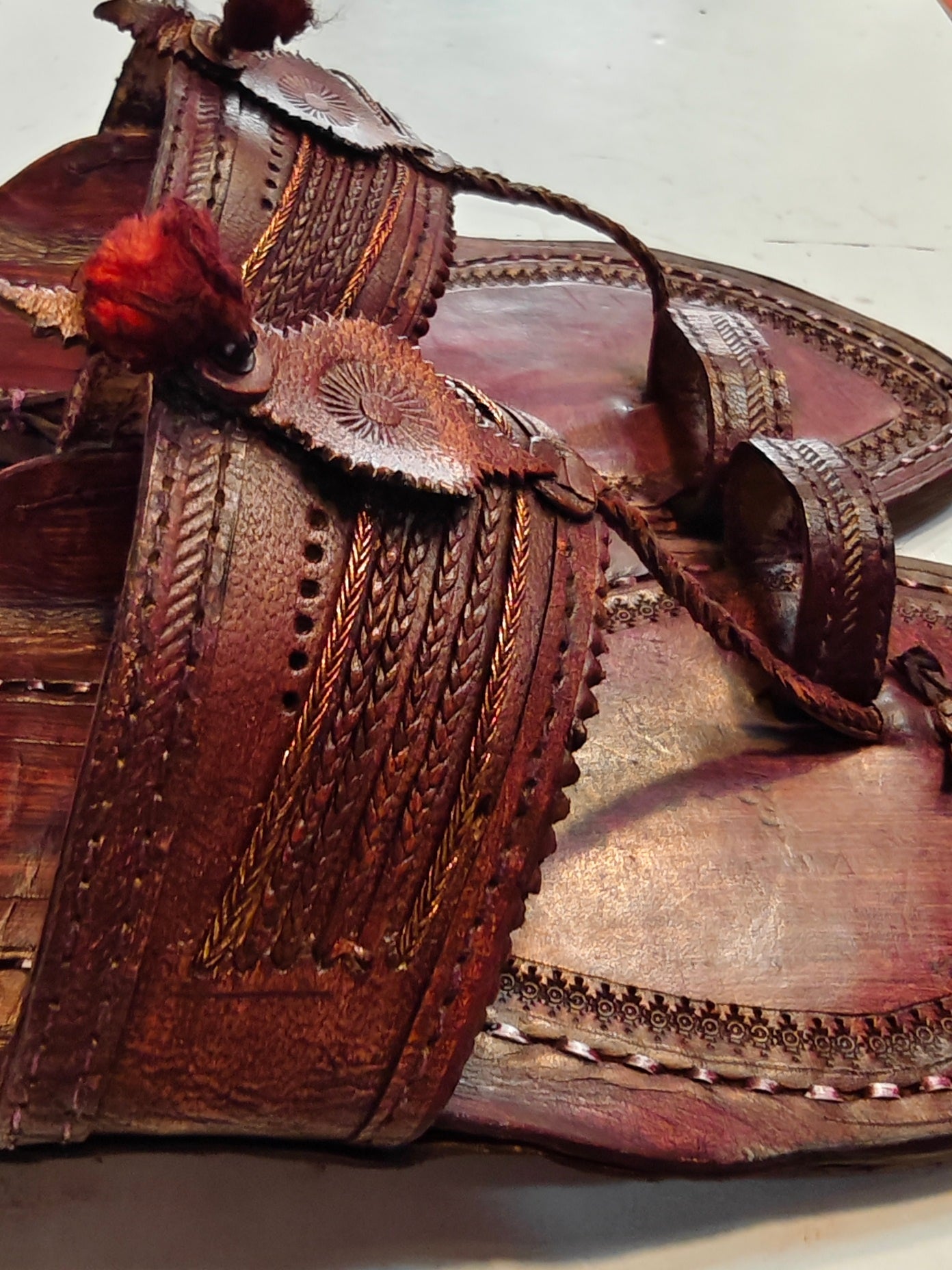 Gents Puda Shilai | Kolhapuri Chappal By Kala